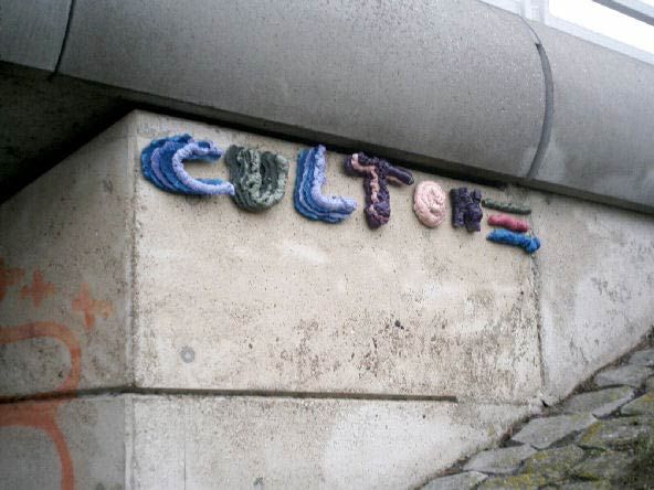 Cultone with foam letters 2006