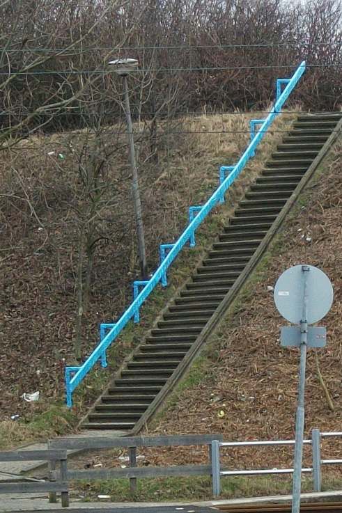 Handrail wrapped in plastic @ Rijswijk